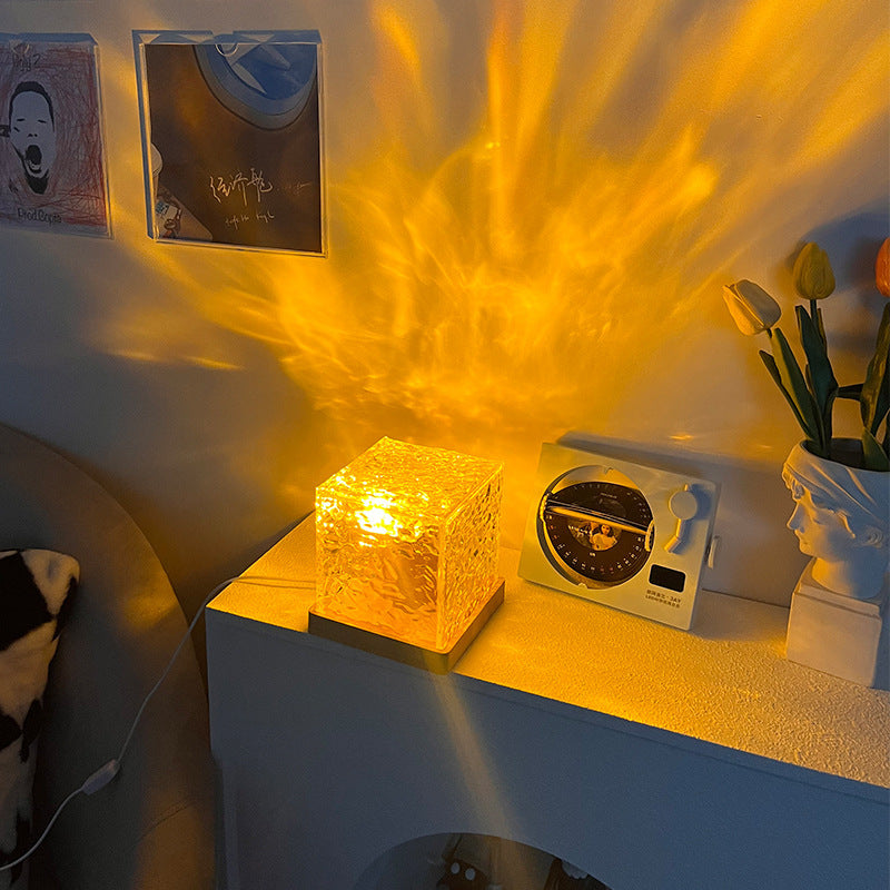 Lampada Notturna RGB Effetto Acqua 🌊 | 16 Colori | Telecomando | Idea Regalo