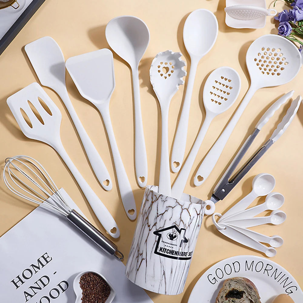 Set Utensili da Cucina in Silicone – 18 Pezzi 🍳